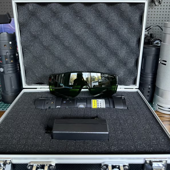 đ„ Neues Design 2026 | Leistungsstarker 120W IR-Laserpointer (900-1100 nm)